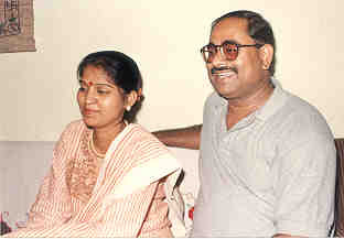 Arun Dixit with wife Manju